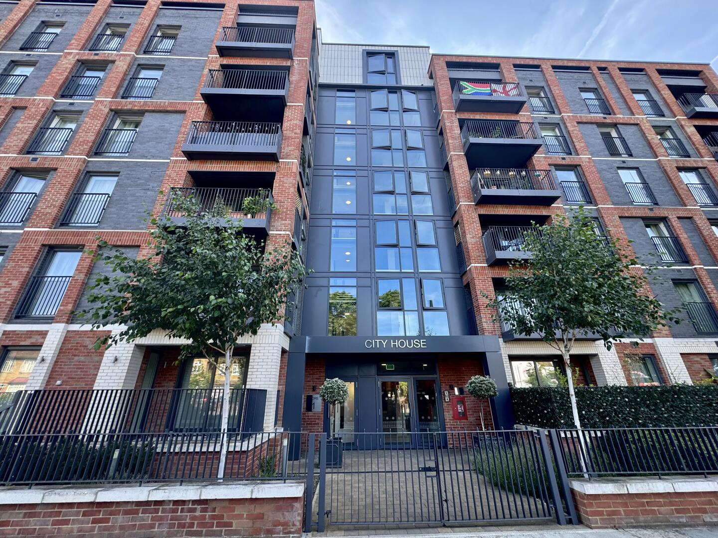 City House, Winchmore Hill